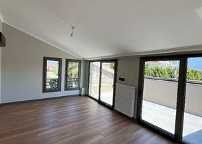 Villa mit 3+1 Grundrissen in Fethiye