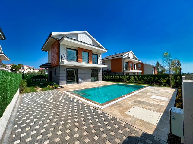 Villa mit 3+1 Grundrissen in Fethiye 