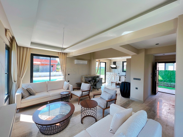 Villa mit 3+1 Grundrissen in Fethiye 