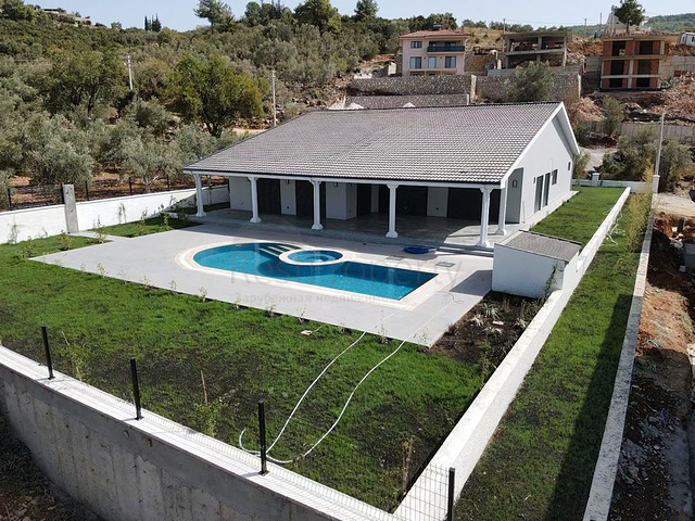 Villa mit 3+1 Grundrissen in Fethiye