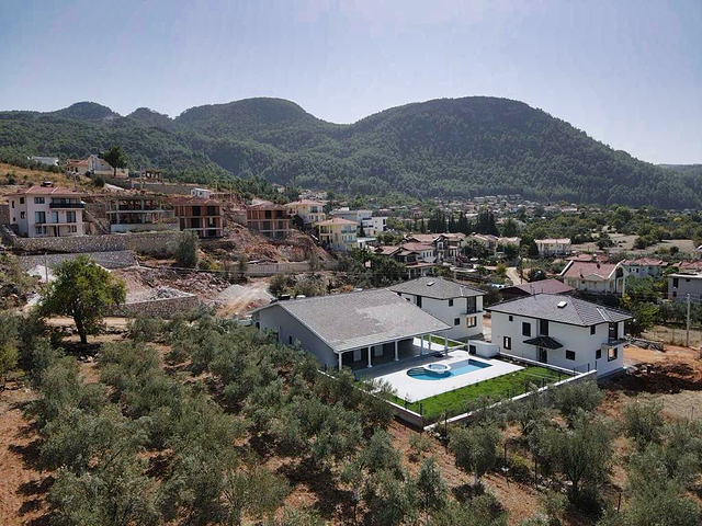 Villa mit 3+1 Grundrissen in Fethiye