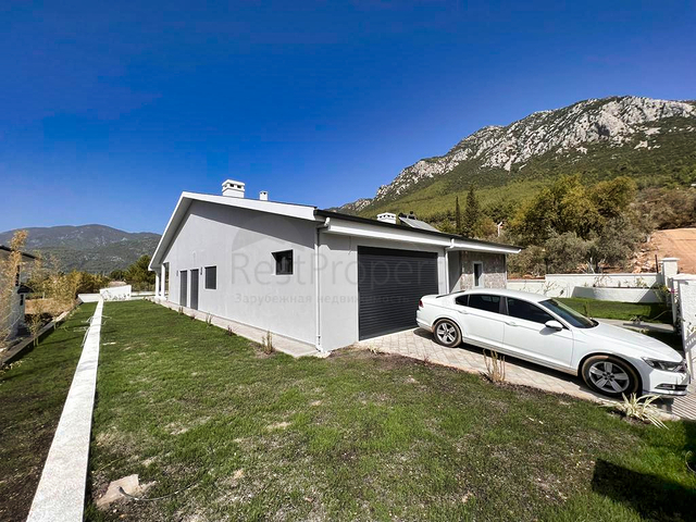 Villa mit 3+1 Grundrissen in Fethiye
