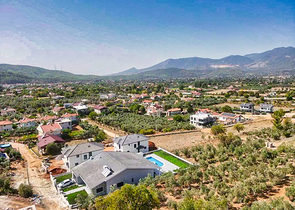 Villa mit 3+1 Grundrissen in Fethiye