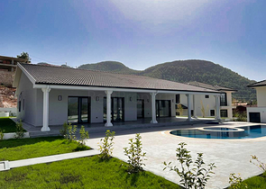 Villa mit 3+1 Grundrissen in Fethiye