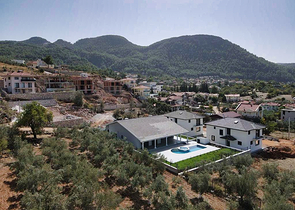 Villa mit 3+1 Grundrissen in Fethiye