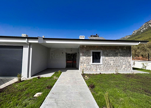Villa mit 3+1 Grundrissen in Fethiye