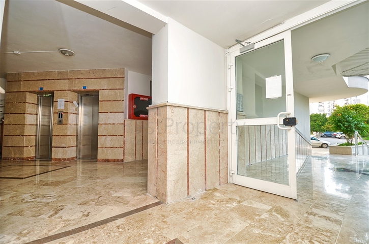 2+1 Wohnung im Stadtteil Lara - Antalya