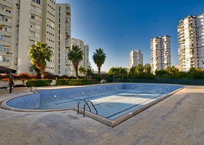 2+1 Wohnung im Stadtteil Lara - Antalya