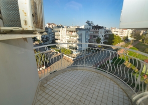 2+1 Wohnung im Stadtteil Lara - Antalya