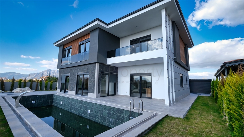 Villa mit 5+1 Grundrissen in der Region Doshemealty - Antalya 