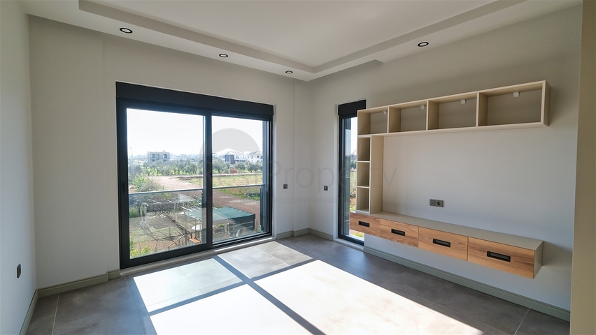 Villa mit 5+1 Grundrissen in der Region Doshemealty - Antalya 