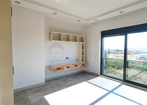 Villa mit 5+1 Grundrissen in der Region Doshemealty - Antalya 