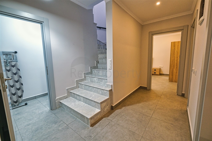 Villa mit 6+1 Grundriss in Kemer - Antalya 