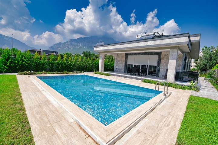 Villa mit 6+1 Grundriss in Kemer - Antalya 