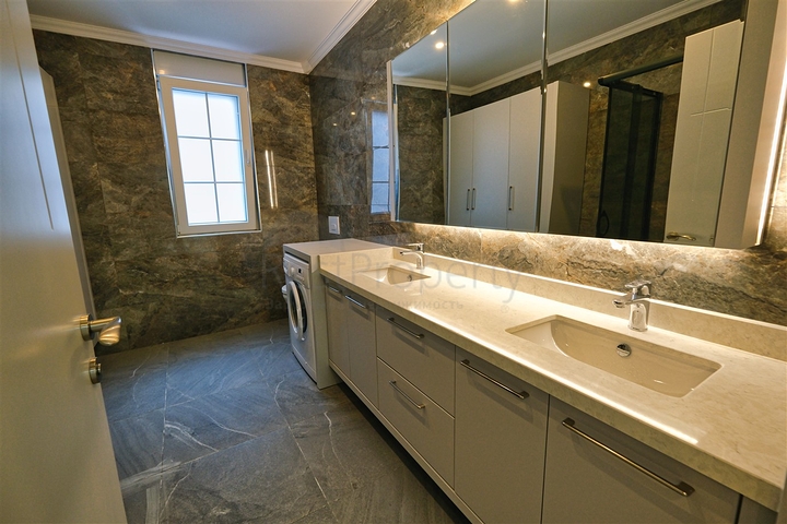 Villa mit 6+1 Grundriss in Kemer - Antalya 