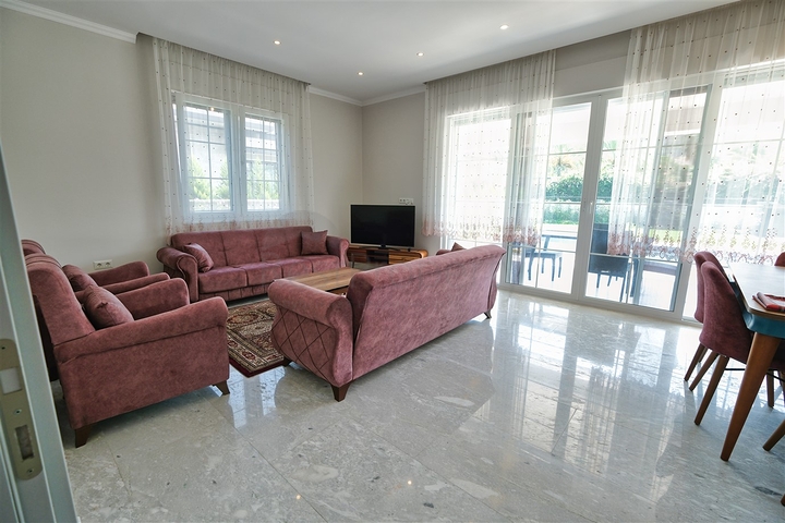 Villa mit 6+1 Grundriss in Kemer - Antalya 