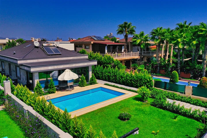 Villa mit 6+1 Grundriss in Kemer - Antalya 