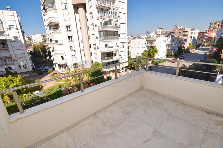 Wohnung mit 3+1 Grundriss im Wohnbezirk Kyzyltoprak - Antalya 