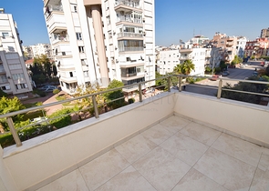 Wohnung mit 3+1 Grundriss im Wohnbezirk Kyzyltoprak - Antalya 