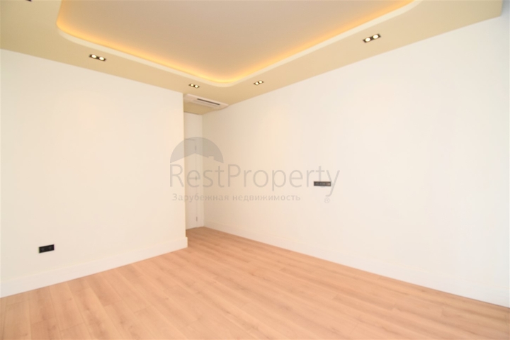 4+1-Villa in der Region Doshemealty - Antalya