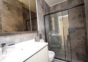 4+1-Villa in der Region Doshemealty - Antalya