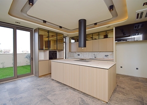 4+1-Villa in der Region Doshemealty - Antalya