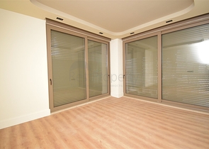 4+1-Villa in der Region Doshemealty - Antalya