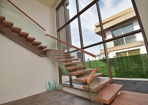 4+1-Villa in der Region Doshemealty - Antalya