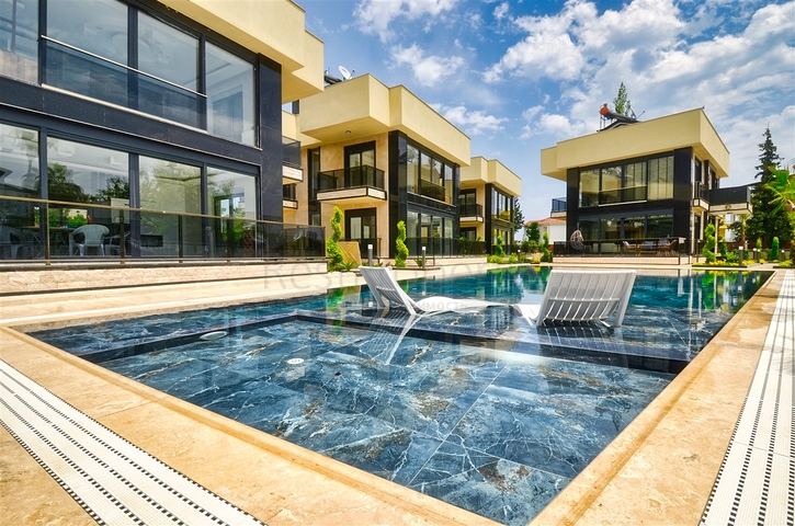 4+1-Villen im Stadtteil Kemer - Antalya