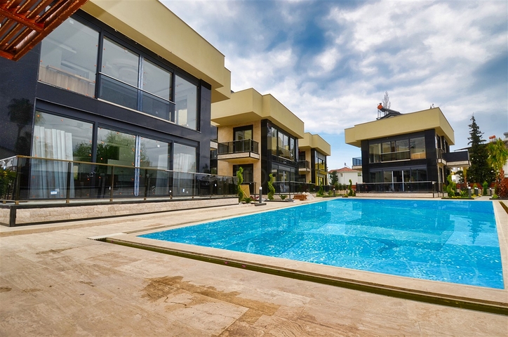 4+1-Villen im Stadtteil Kemer - Antalya