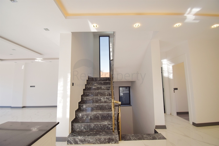 5+1-Villa in Lara - Antalya