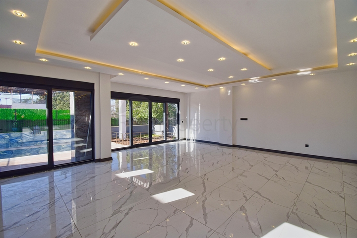 5+1-Villa in Lara - Antalya