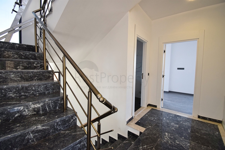 5+1-Villa in Lara - Antalya