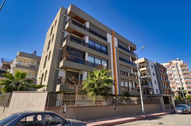 2+1 Wohnung im Zentrum von Antalya