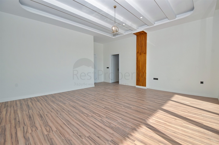 Villa mit 7+2 Grundrissen in der Region Doshemealty - Antalya