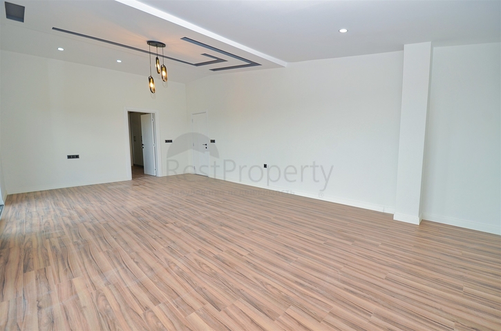 Villa mit 7+2 Grundrissen in der Region Doshemealty - Antalya