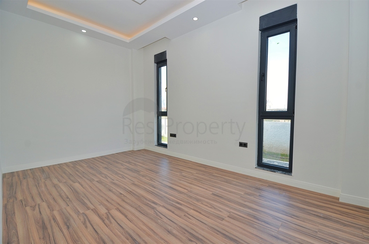 Villa mit 7+2 Grundrissen in der Region Doshemealty - Antalya