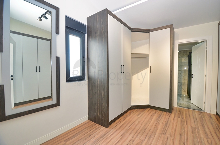 Villa mit 7+2 Grundrissen in der Region Doshemealty - Antalya