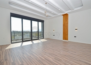 Villa mit 7+2 Grundrissen in der Region Doshemealty - Antalya