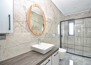 Villa mit 7+2 Grundrissen in der Region Doshemealty - Antalya