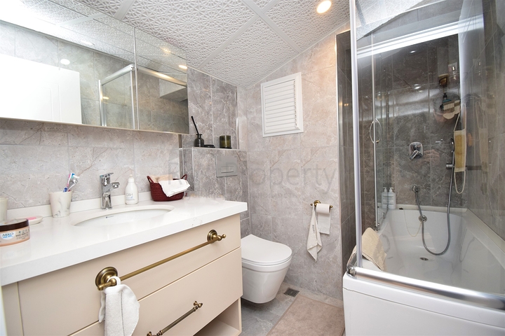 5+1 Duplex-Wohnung in der Nachbarschaft von Yenigün - Antalya