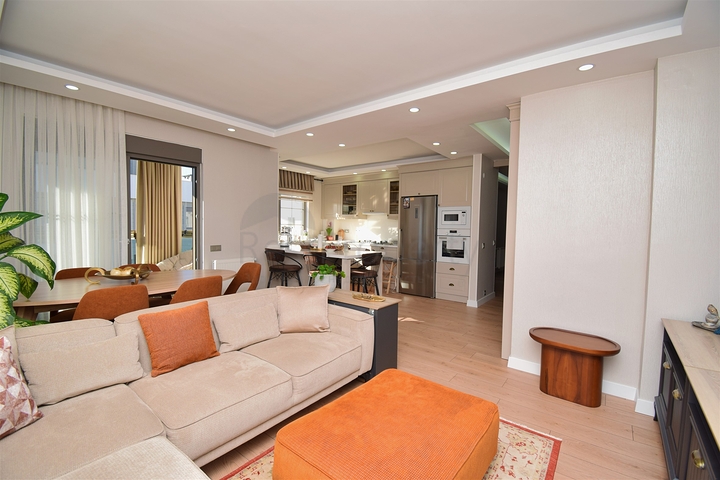 5+1 Duplex-Wohnung in der Nachbarschaft von Yenigün - Antalya