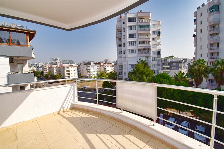 Wohnung mit 4+1 Grundriss im Wohnbezirk Liman - Antalya 