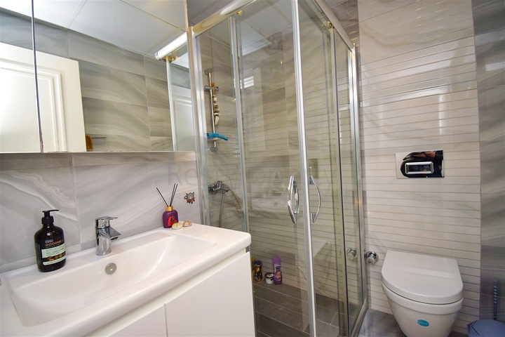 Wohnung mit 3+1 Grundriss in der Wohngegend von Genclik - Antalya 