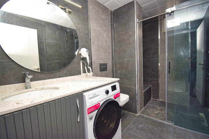 Villa mit 7+3 Grundrissen in Altyntas - Antalya 