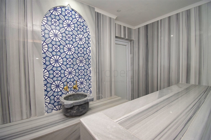 Villa mit 7+3 Grundrissen in Altyntas - Antalya 