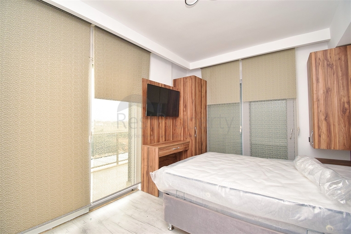 Villa mit 7+3 Grundrissen in Altyntas - Antalya 