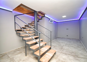 Villa mit 7+3 Grundrissen in Altyntas - Antalya 