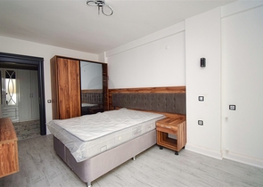 Villa mit 7+3 Grundrissen in Altyntas - Antalya 