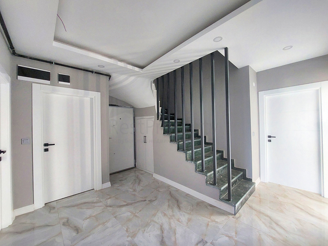 Apartments mit 3+1 , 4+1 und 6+1 Duplex im Wohnbezirk Kyzyltoprak - Antalya 